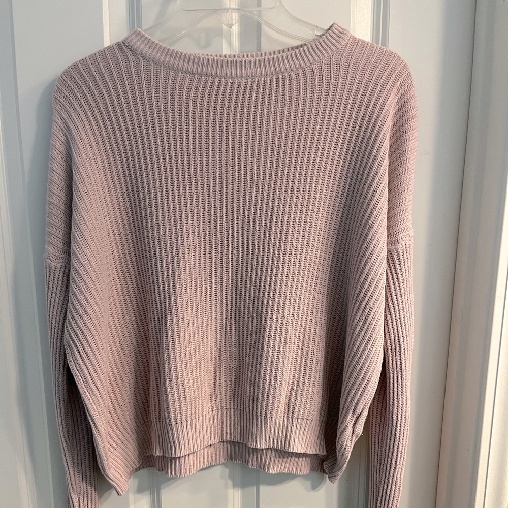 BRANDY MELVILLE CROPPED SWEATER🤍🤎💗